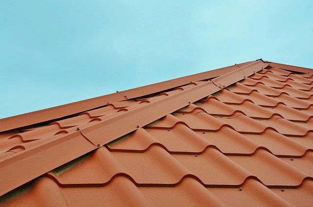 best roofing companies who deal with insurance, roofers near me